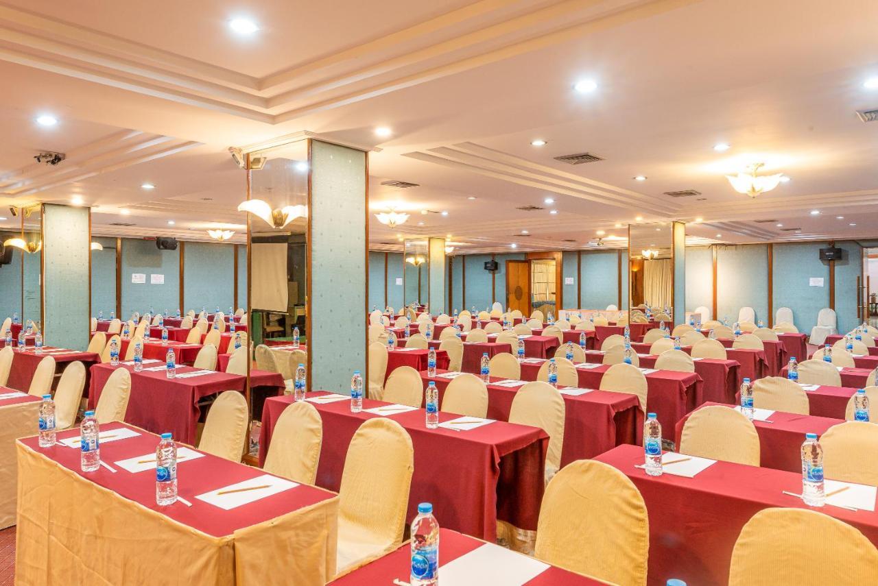 Nonthaburi Palace Hotel Eksteriør bilde