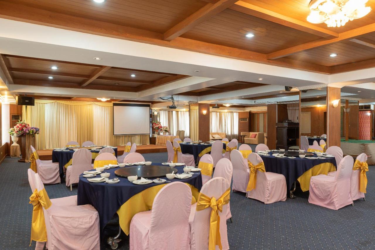 Nonthaburi Palace Hotel Eksteriør bilde