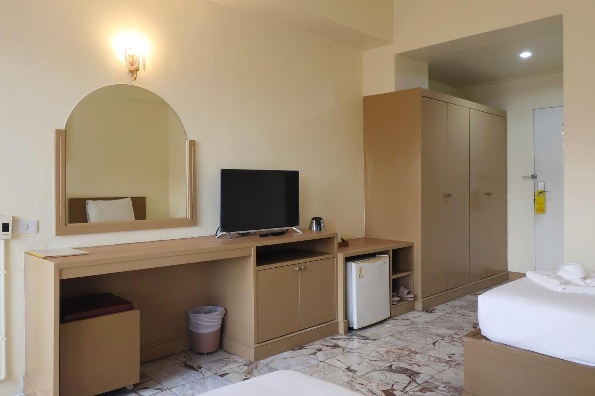 Nonthaburi Palace Hotel Eksteriør bilde
