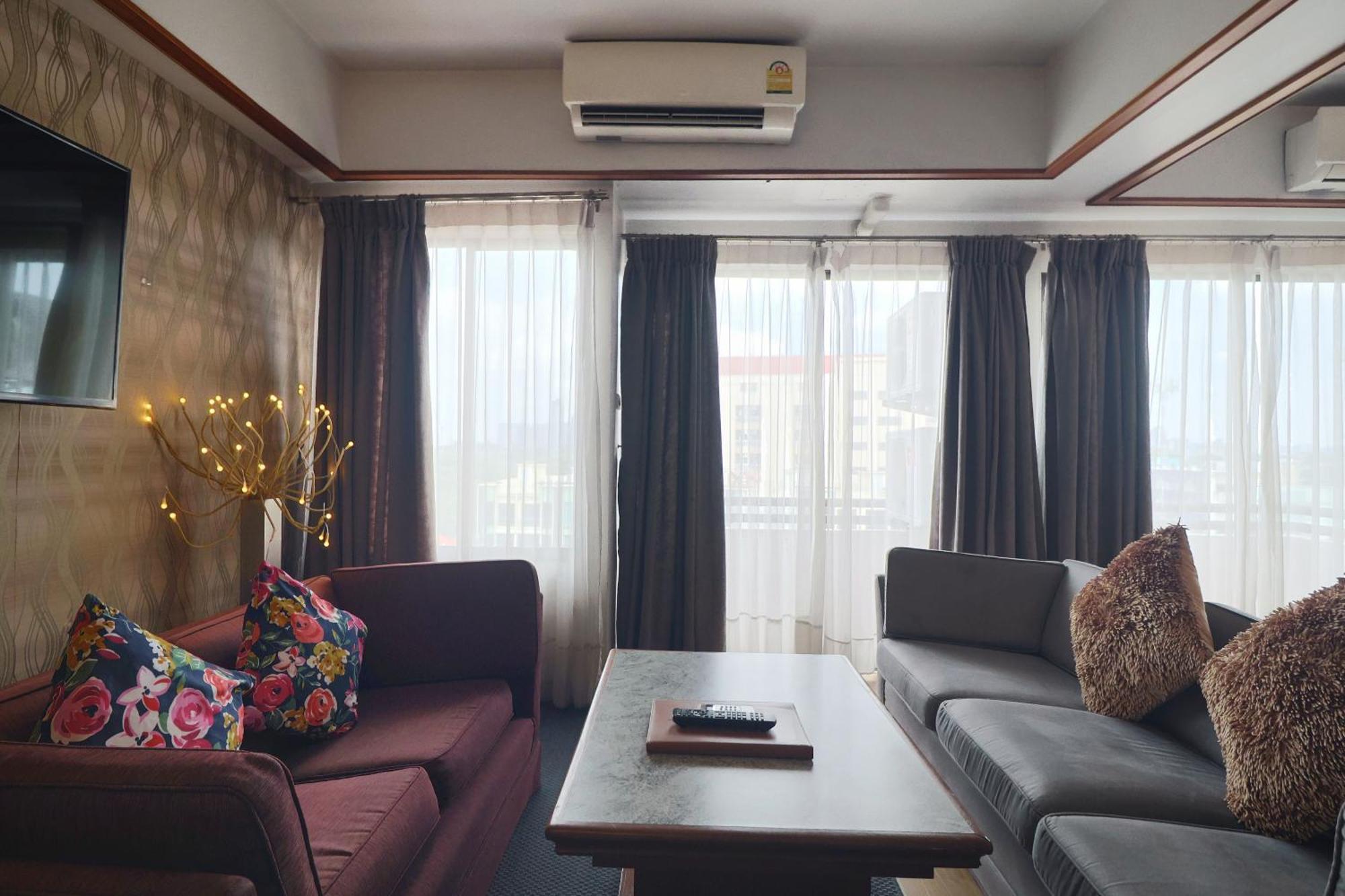 Nonthaburi Palace Hotel Eksteriør bilde