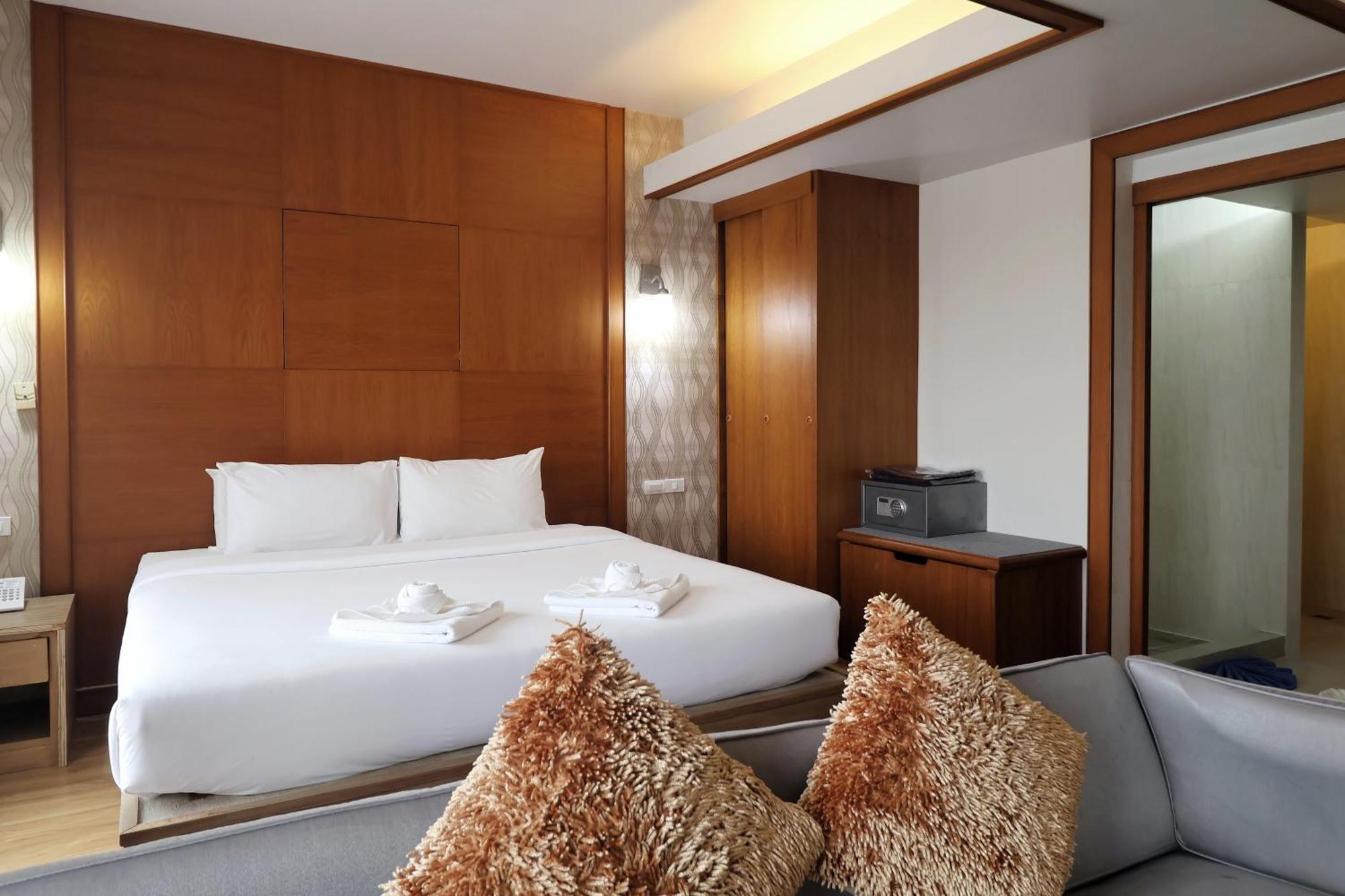 Nonthaburi Palace Hotel Eksteriør bilde