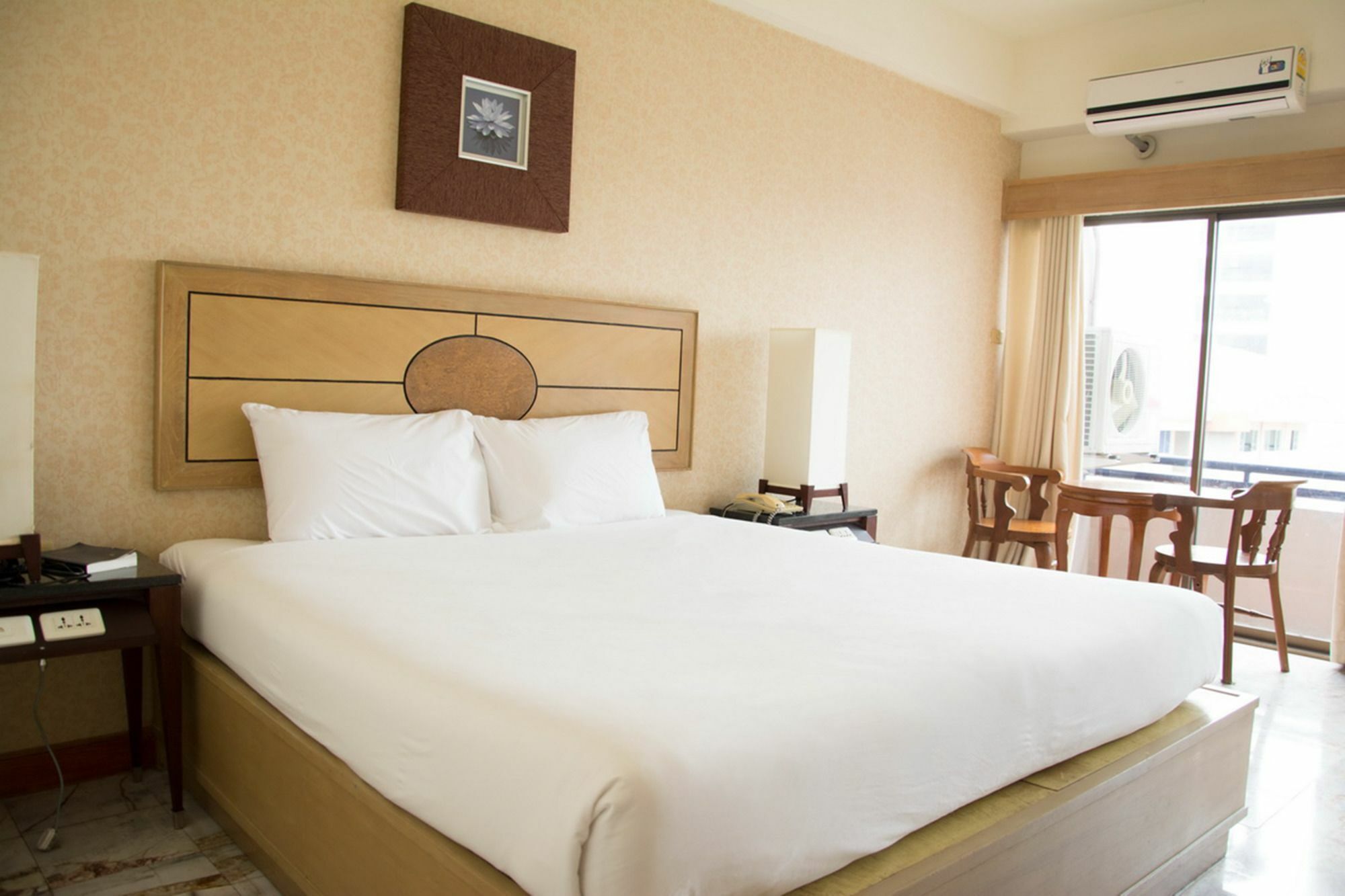 Nonthaburi Palace Hotel Eksteriør bilde